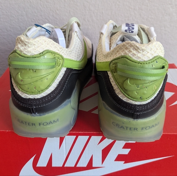 NEW Nike Air Max 90 Terrascape "Vivid Green" Phantom - Picture 5 of 7
